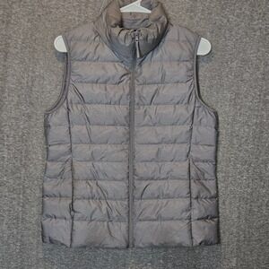 Uniqlo Women's Ultralight Down Vest Gray Puffer Minimalist Size M Layering Cold